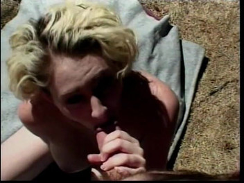 My MILF: Loira milf com pele branca é fodida por uma mão de...