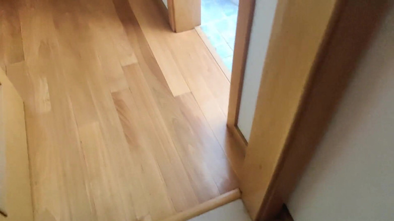 Miss Squirting: Asking stepmother to depilate my legs ends in facial cumshot