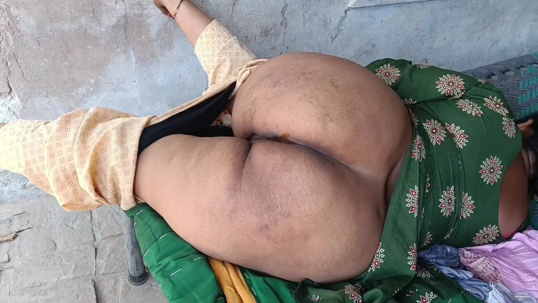 Yourgeeta8899: La bella pooja geme forte mentre viene scopata duramente in...
