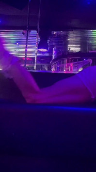 Söt passform strippa dans i klubb med hög klack stövel fetisch fokus