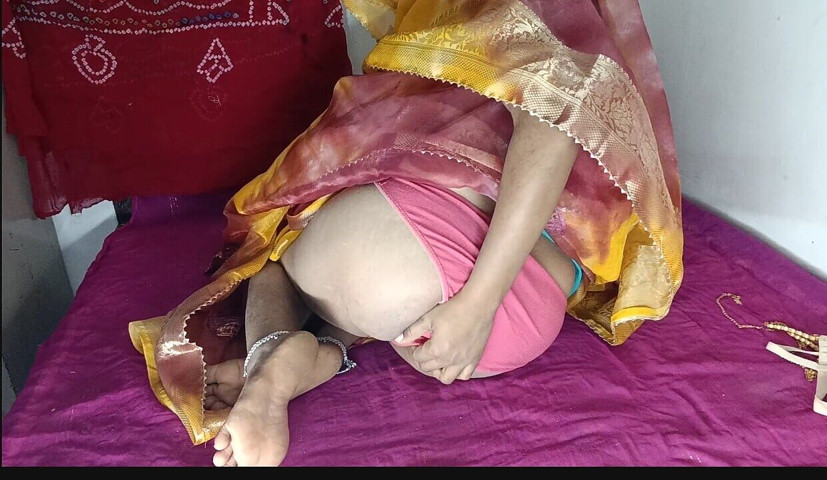 Ah Paani Nikal Diya Re - Hot_girl (Your Bhabhi Komal)