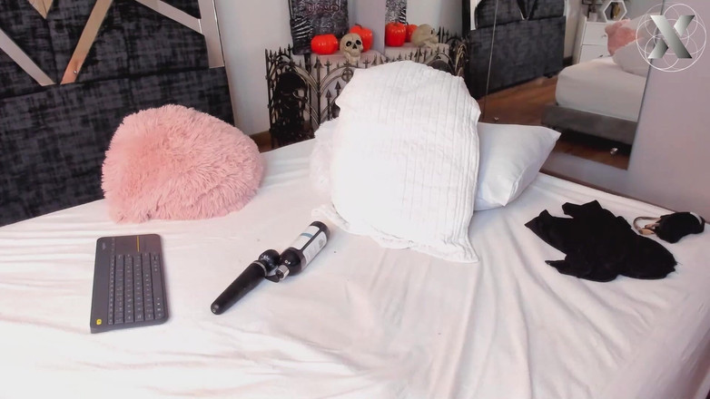 Feet Lovers club: 我慢できなくなるまで体をこすりつけて、あなたの名前を叫ぶ