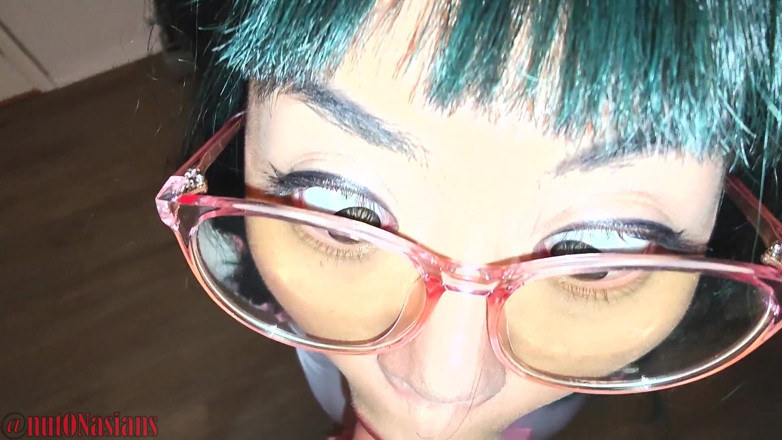 nutON: Ahegao, éjac !