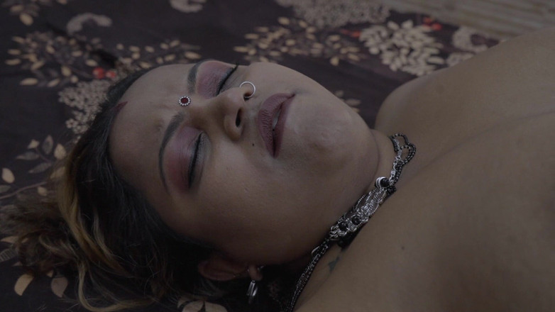 desigoldtv: Господиня почала відчувати свербіж і слуга відпустила воду зі своєї піхви