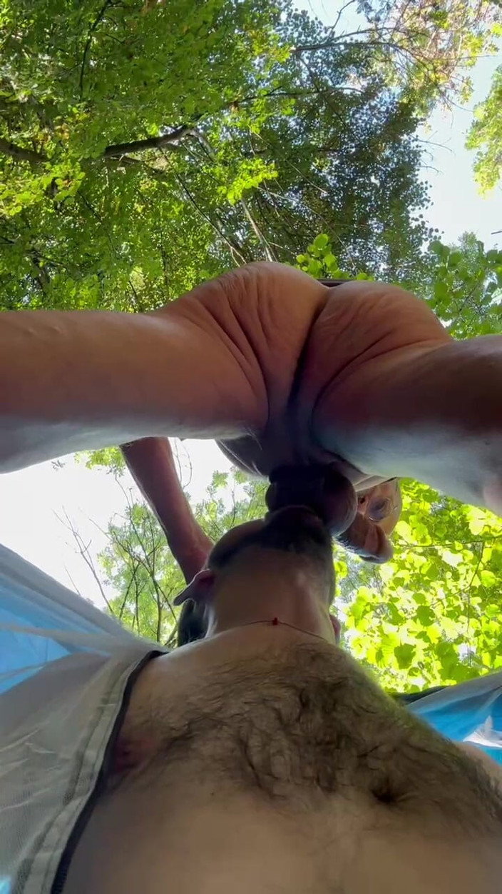GiangyBoy: Kampta üvey babaya oral seks