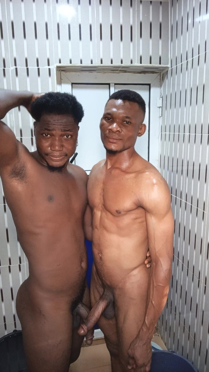 BlackDanie_production: Гра з нашими селфі