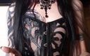 Pandora SG: Gotická bohyně Mukbang - domácí špagety a karbanátky