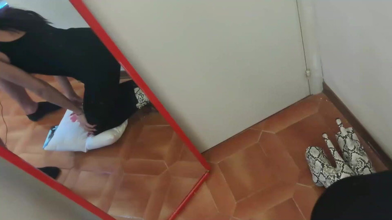 LauraOnHeels: MILF Oral creampie, sväljer sperma, ansiktsbehandling på slowmotion