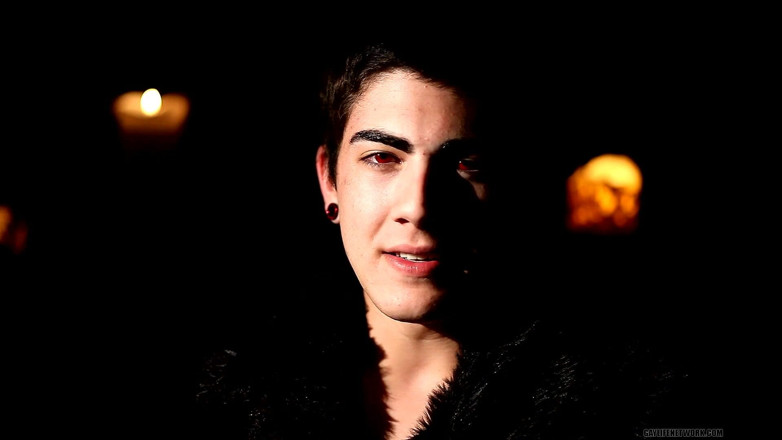 Twinklight: Handsome Vampire Rad Matthews Talks About Role