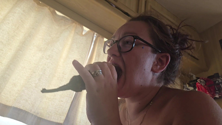 Jimbob Star Straight: Foodie Fridays Jade šuká lilek