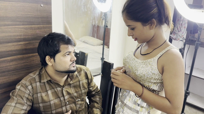 Tapatapxxx: The Hero Gave the Make-up to the Woman