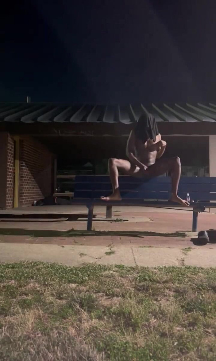 Rex Bitchington Blade: Juego al aire libre