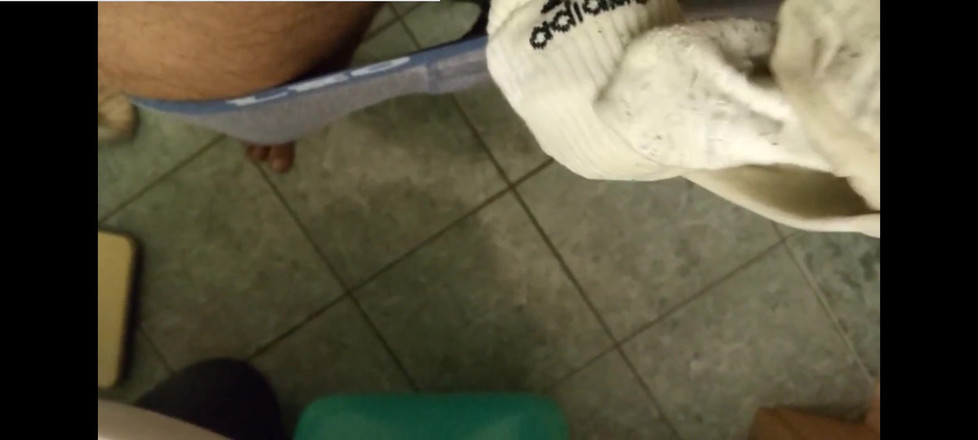 SmokedAlloy2: Dirtyjunkbro Pisses in the Bathroom, but Not Where to Piss......
