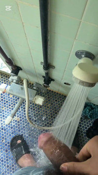 Dusche vor der masturbation