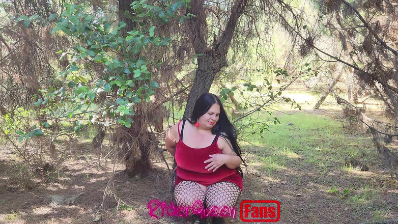 Riderqueen BBW Step Mom Latina Ebony: Riderqueen açık havada yalnız