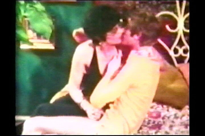 Bisco Birchwood Productions: Madrasta e enteado encontraram pornô! Loop dos anos 70