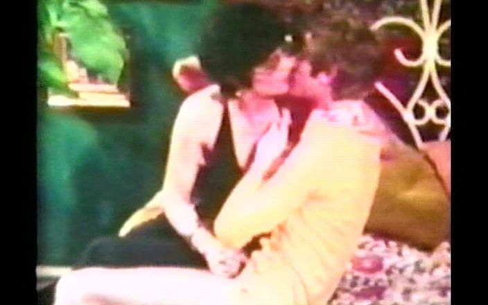 Bisco Birchwood Productions: Stiefmutter &amp;amp; stiefsohn haben porno gefunden! 70er-jahre-film