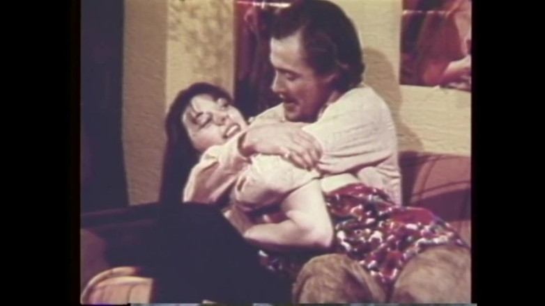 Vintage Megastore Full hd: Jhon Homes si vychutnává vagínu