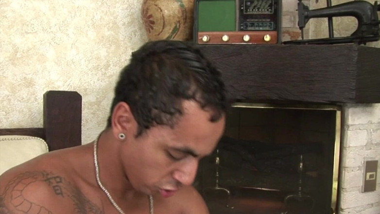 The fuckers raw studio: Un latino baise sans capote pour du sexe exhib