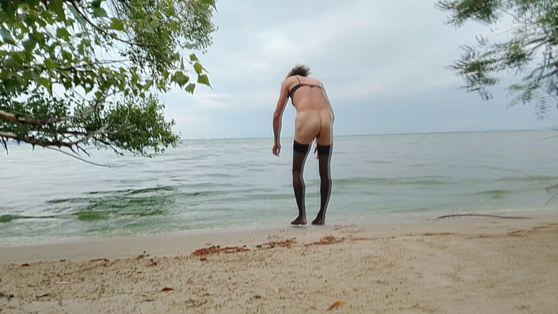 MilaFemboyUA: Baby Posing with Beautiful Nature and Surprise in the Ass