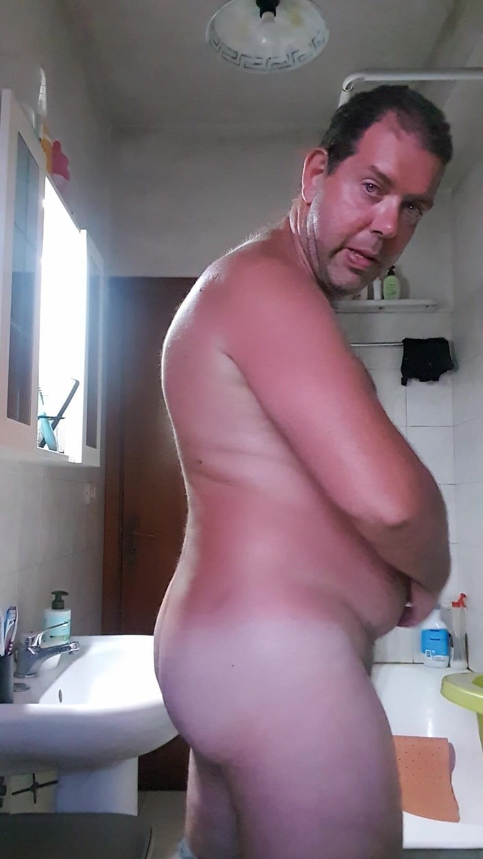 Mirko2589: All Naked in Bathroom