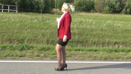 Nylon-Heels: Styl biznesowy - seksowna dama (pełna wersja)