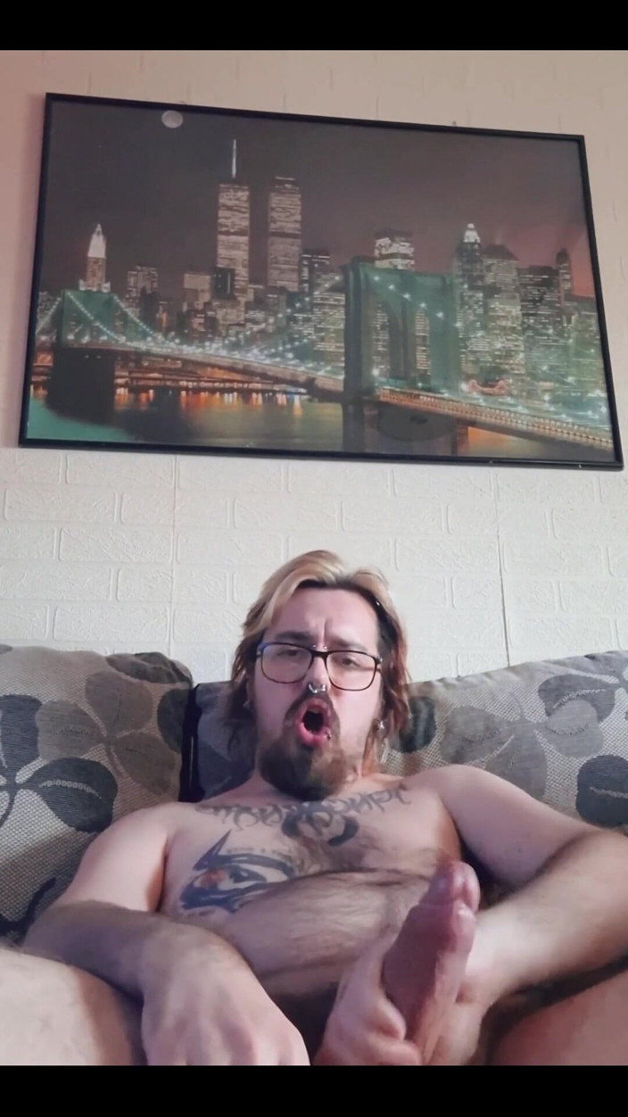 NaturalBornSinner: Broer, Laten we samen gaan tot de hele kamer reeks...