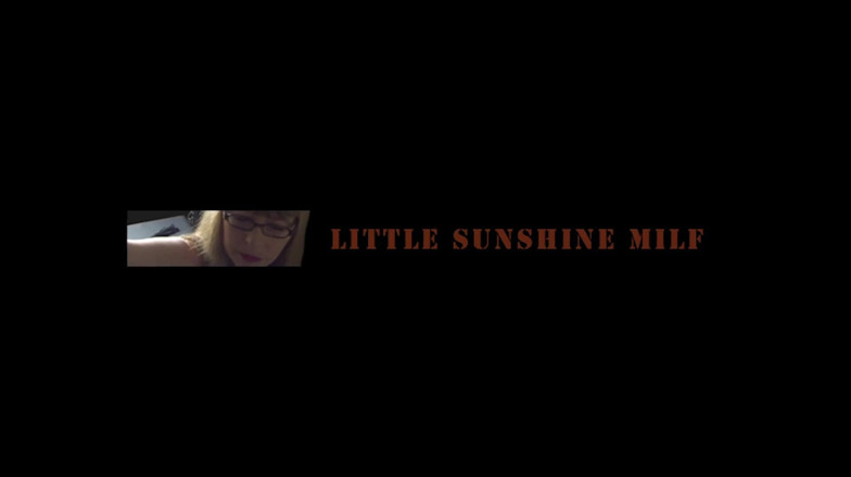 Little Sunshine MILF: First a standing Assfuck than Cum in Mouth ATM