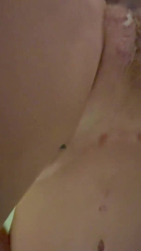 Seks met de vriend van mijn man in afwezigheid van de tamme cuckold!