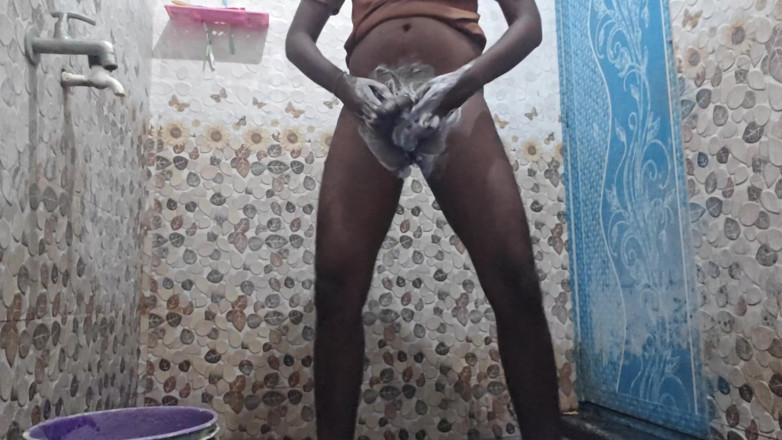 Tamil10inchesbbc: Tamil10inches bbc sexy sessione di cura del cazzo