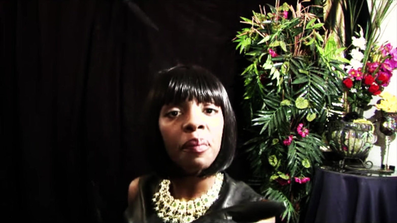 The Goddess Simone: Black leather love dominatrix