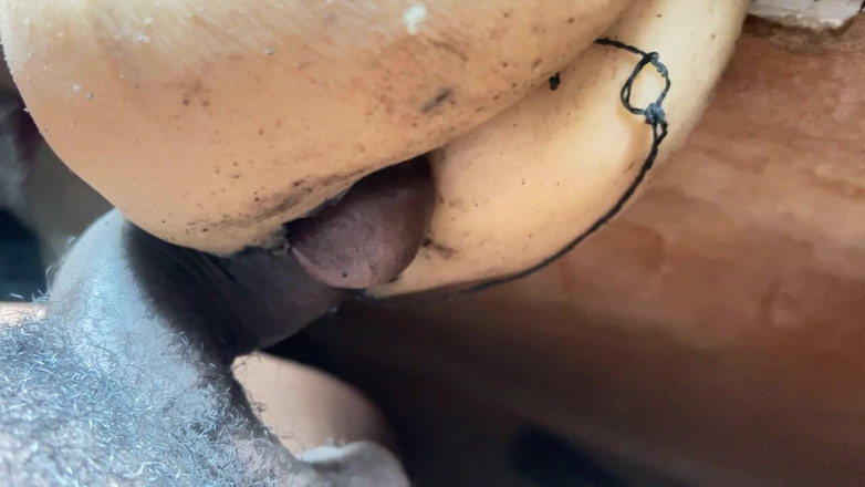 Bangcum8: Šukání těsné špinavé děvky při sledování
