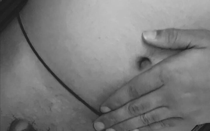 Slimmy_Sree: La trasformazione di slimmy sree dall'abbigliamento maschile alla lingerie femminile