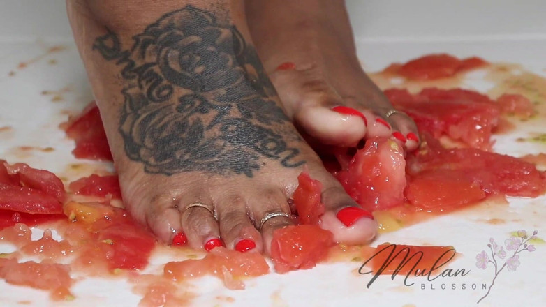 Mulan Blossom: Rajčatová smash