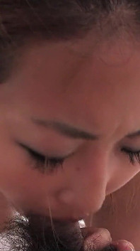 Japonská teenagerka 18 Mluv s amatérským POV creampie šukáním spolužáka v necenzurované JAV porno