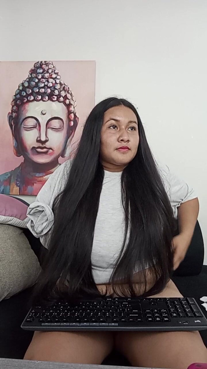 Tiny Owens: Gorda Latina Com Peitões Gosta De Ser Fodida