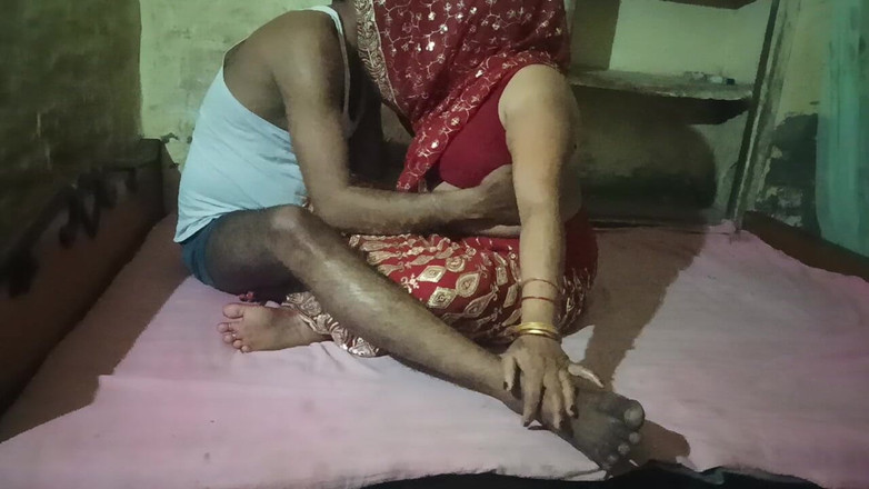 Desi_bhabhi121: La Notte Di Nozze Della Cognata, per La Prima Volta,...