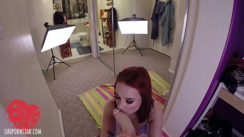 Siri Pornstar: 딜도로 노는 거유 시리 포르노 스타!