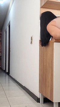 남편의 친구와 위험한 섹스, 나는 그의 발기 자지를 보고 멈출 수 없었다!