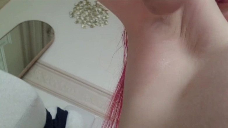 Mistressrola: Một tin nhắn từ mặt trời và liếm cho cuckold