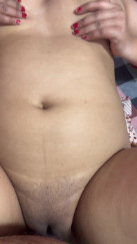 MILF, üvey oğlunu Mastürbasyon Yaparken Yakaladı ve İyi Bir Seks Karşılığında Hiçbir Şey Söylemeyeceğine Söz Verdi