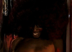 BBC Bootycasting: Nadržená sestřička potěší obrovský kůl černocha