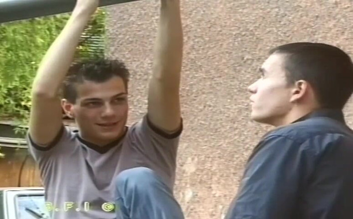 Horny Teenies: Trio der jungen liebhaber