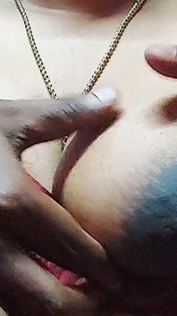 Hete massagesessie van milf met dikke kont
