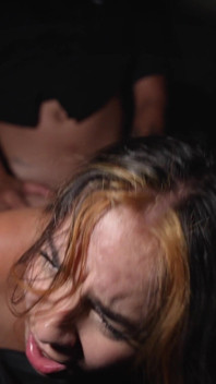 Hookup Shot - Ia adalah cuckold pertama mereka