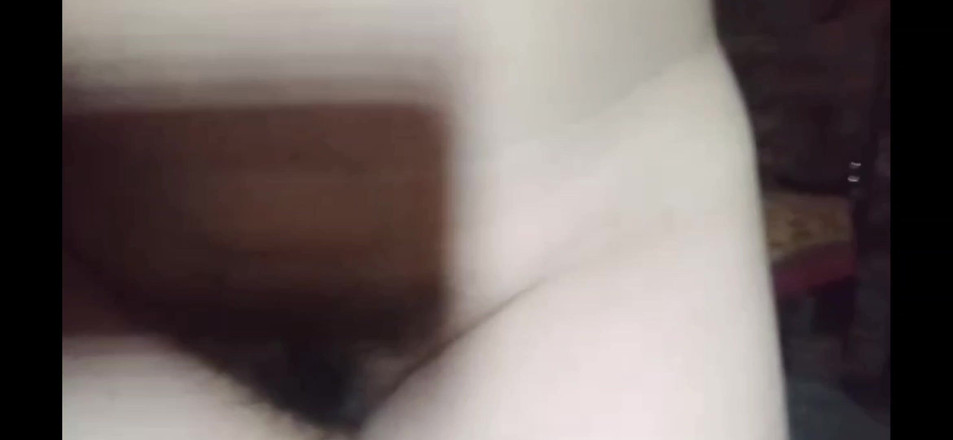 Momib45: Cuộc gọi video khỏa thân