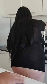 Seyahat eden üvey annenin maceraları, sadece ağır çekim hayranları
