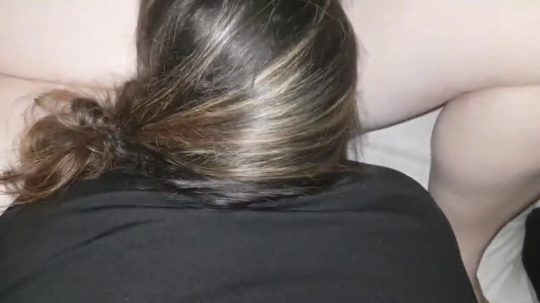 Real homemade BBW BBC porn: Memekku dijilat sama kontol raksasa pria kulit hitam sambil dientot...