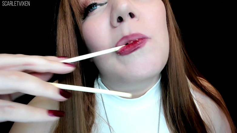 Scarlet Vixen: Istirahat makan siang giantess sushi