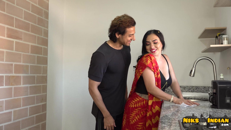 Niks Indian: น้องเมียขี้อายตูดใหญ่ MILF โดนเดวาร์เย็ดโหดๆ